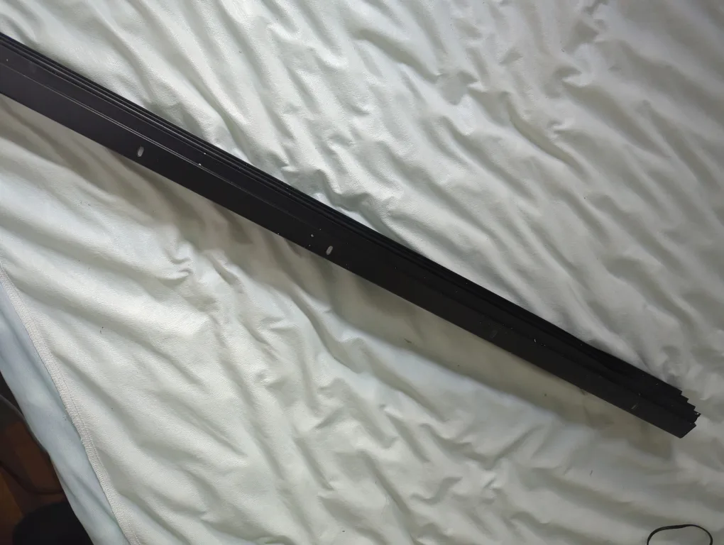 MD Building Products Under Door Seal - Black, 36" image indicator(2)