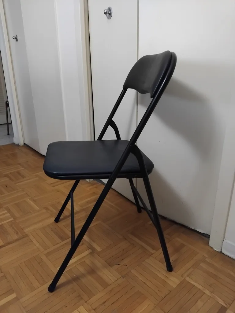 padded vinyl folding chair image indicator(2)