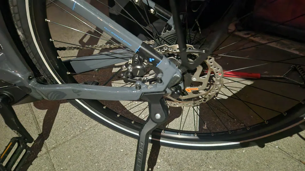 Cube Hybrid Touring 678 Electric Bike - Grey image indicator(7)