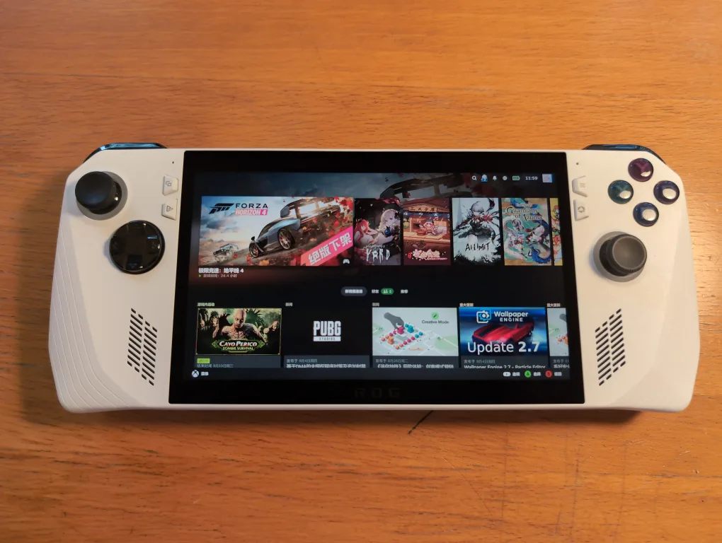 Asus Rog Ally Z1 Extreme in good condition