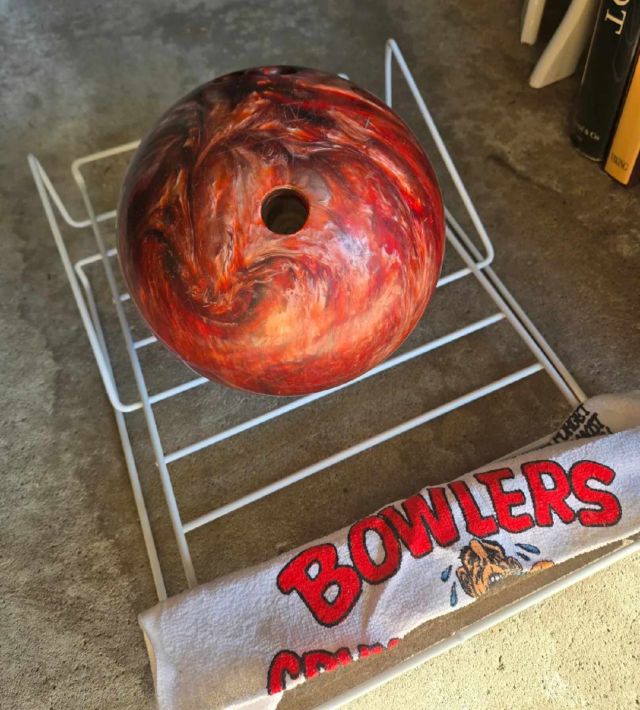 Brunswick Nova Bowling Ball with Bag image indicator(2)