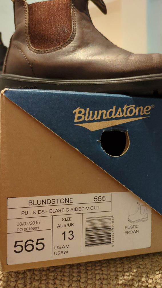 Blundstone 565 Kids Chelsea Boots, Size 13 - photo 5