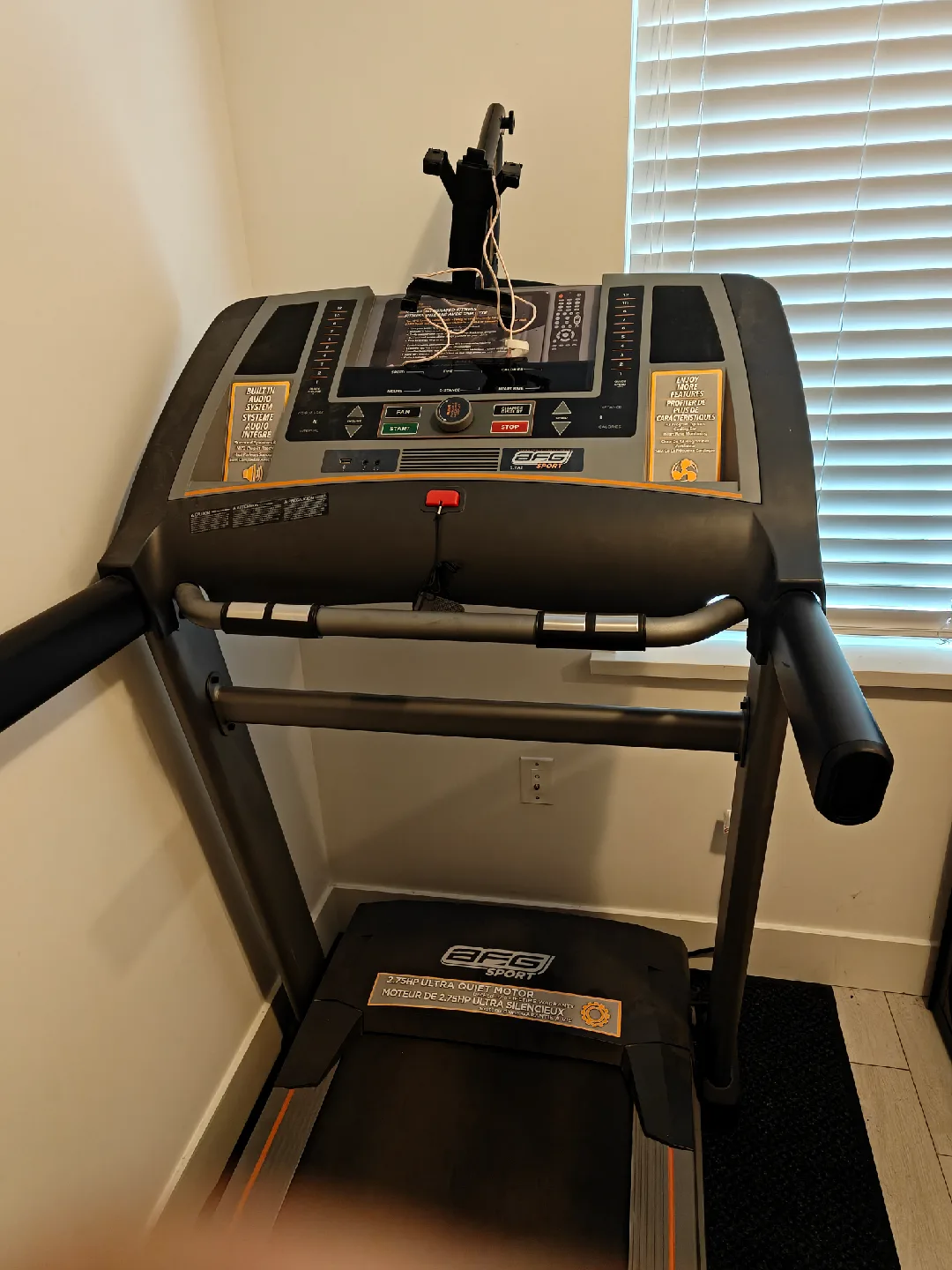 BFG Sports 5.7AT Treadmill image indicator(3)