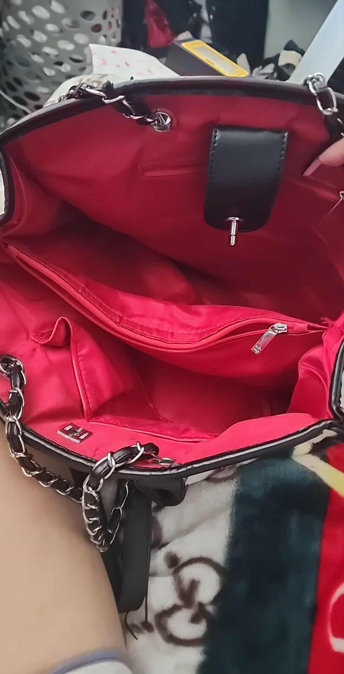 Chanel 31 Rue Cambon Paris Tote Bag - photo 3