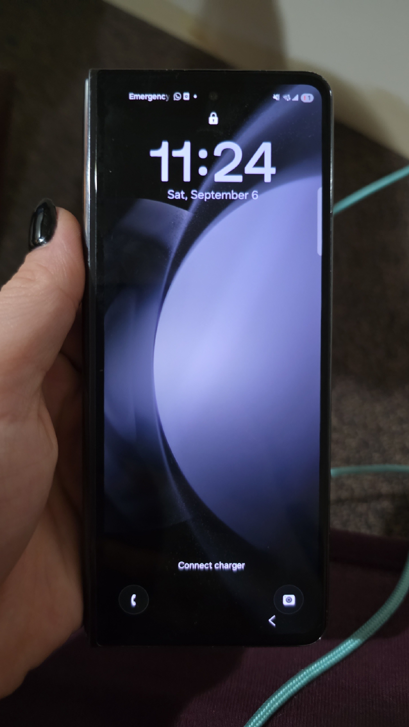 Samsung Galaxy Z Fold 5 - Black - photo 3