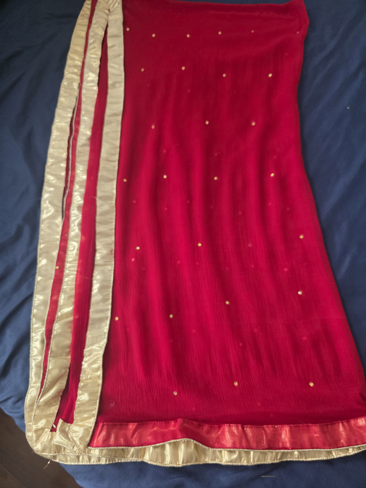Red Embroidered Pakistani Suit - Size Medium - photo 5