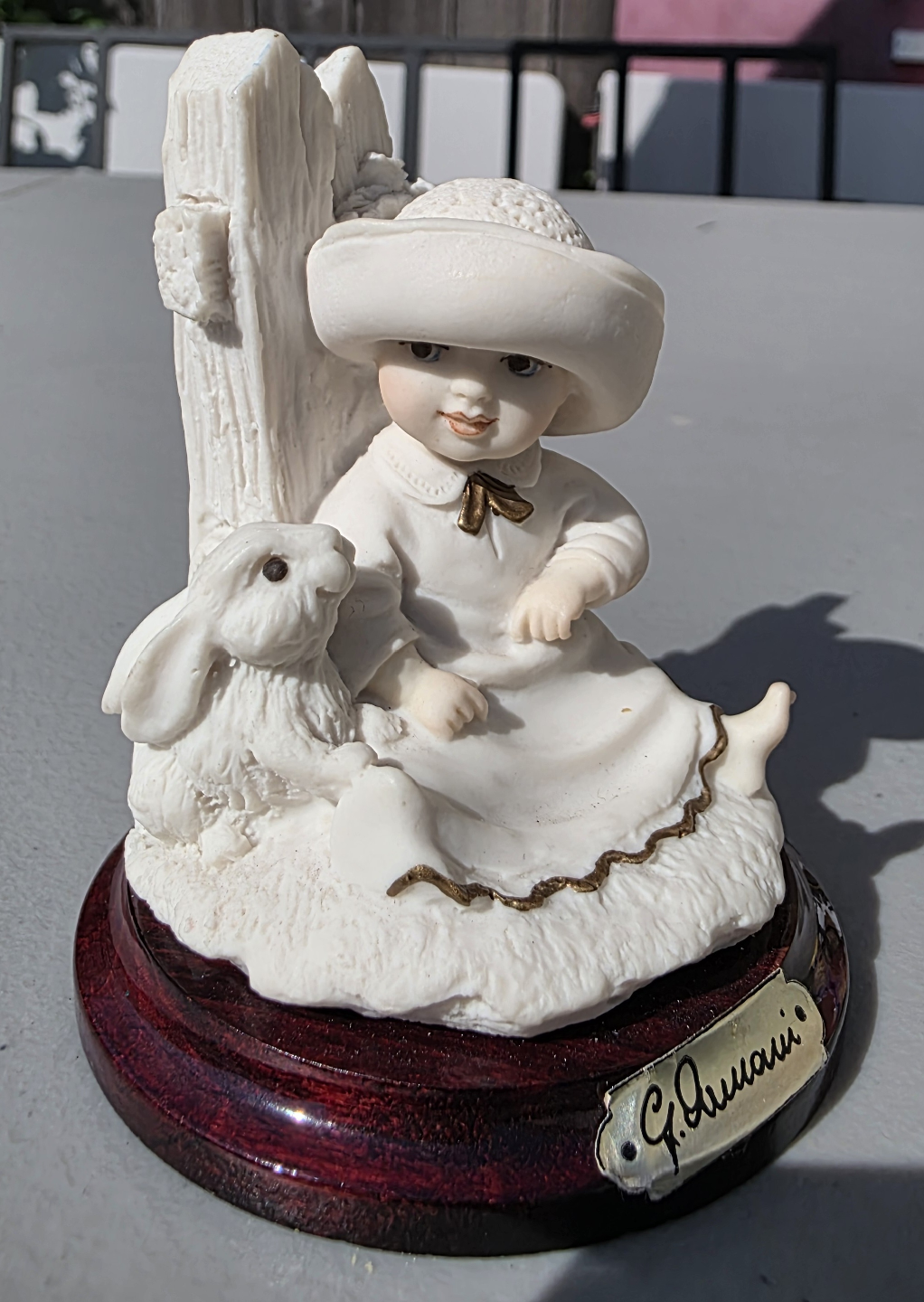 Giuseppe Armani Figurine - Girl with Bunny