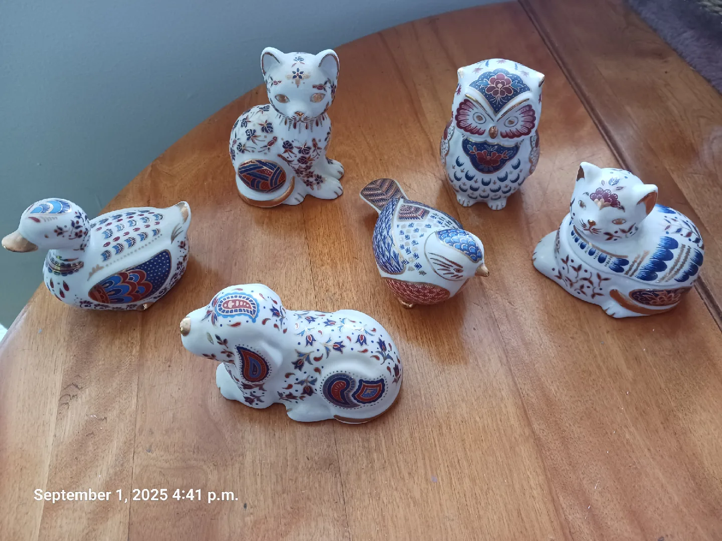 Vintage Porcelain Figurines - Made in Japan image indicator(8)