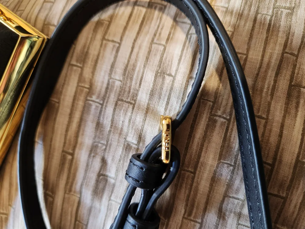 Findi first small Bag - Black image indicator(6)