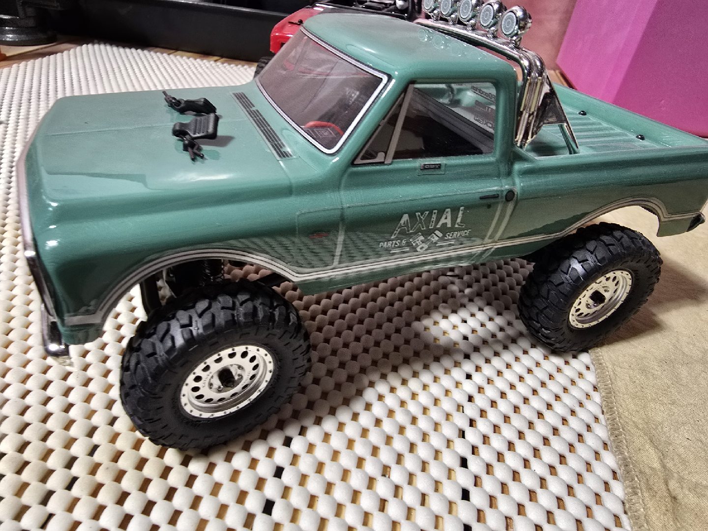 Axial SCX24 – Lightly Used, Excellent Condition