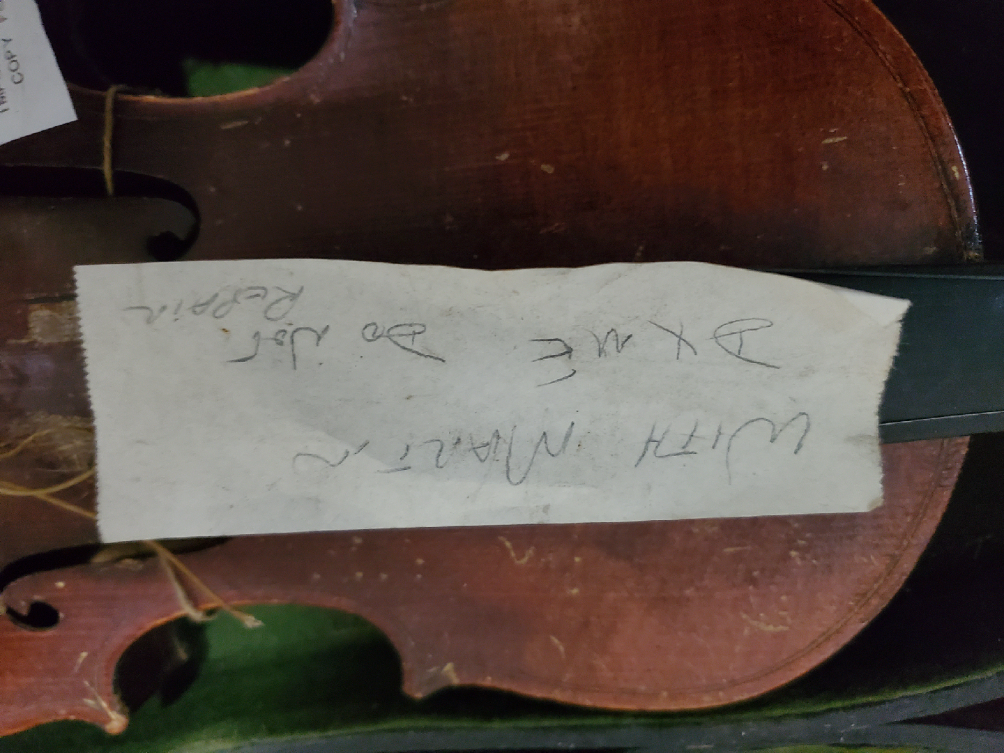 Vintage cat gut string a Violin with Case and rosin - photo 3