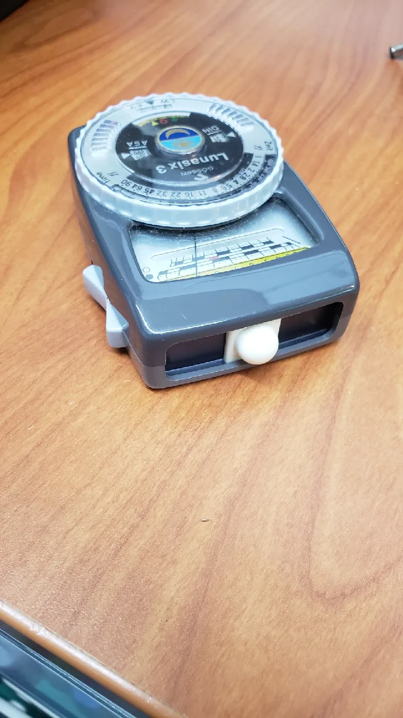 Gossen Lunasix 3 Light Meter image indicator(6)