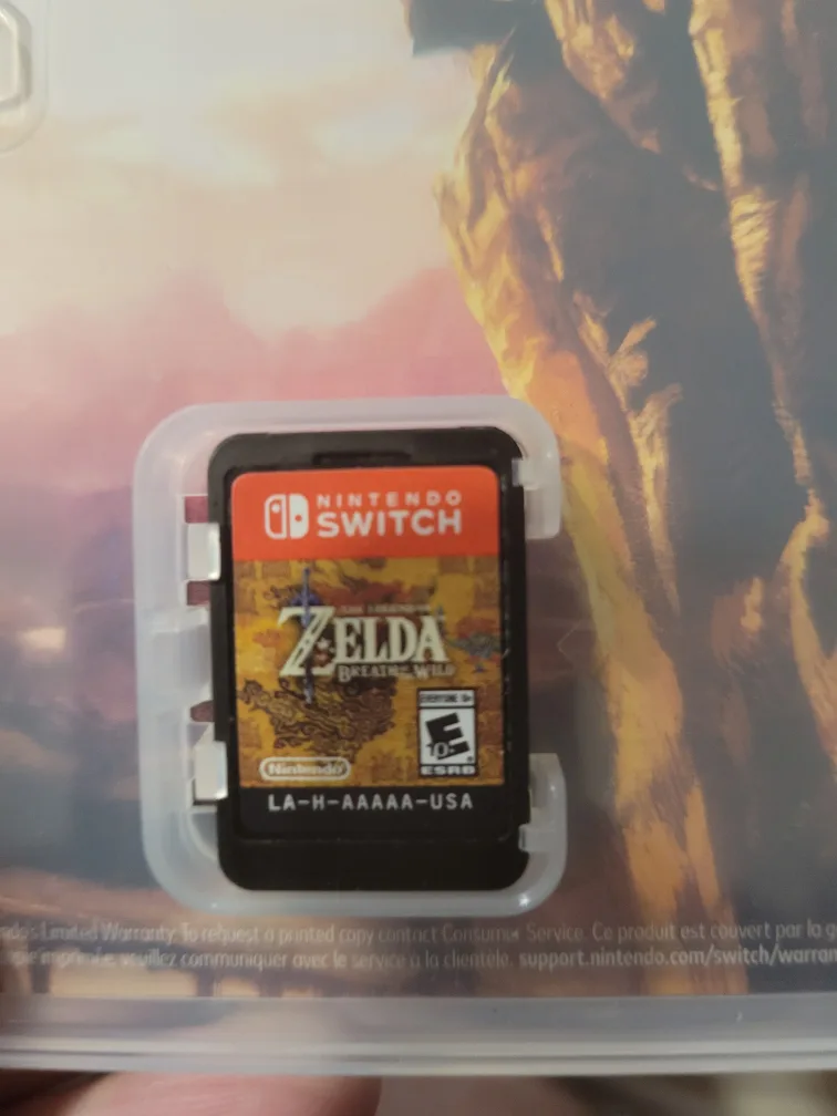 Legend of Zelda: Breath of the Wild - Nintendo Switch Game image indicator(2)
