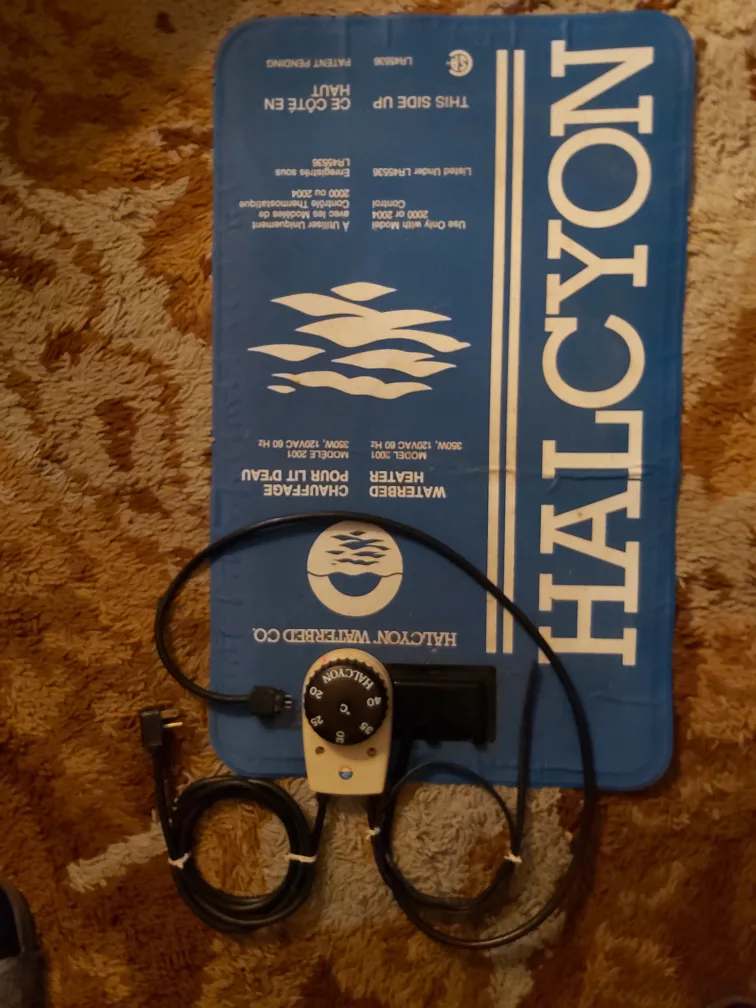 Halcyon Waterbed Heater - Model 2001 image indicator(2)