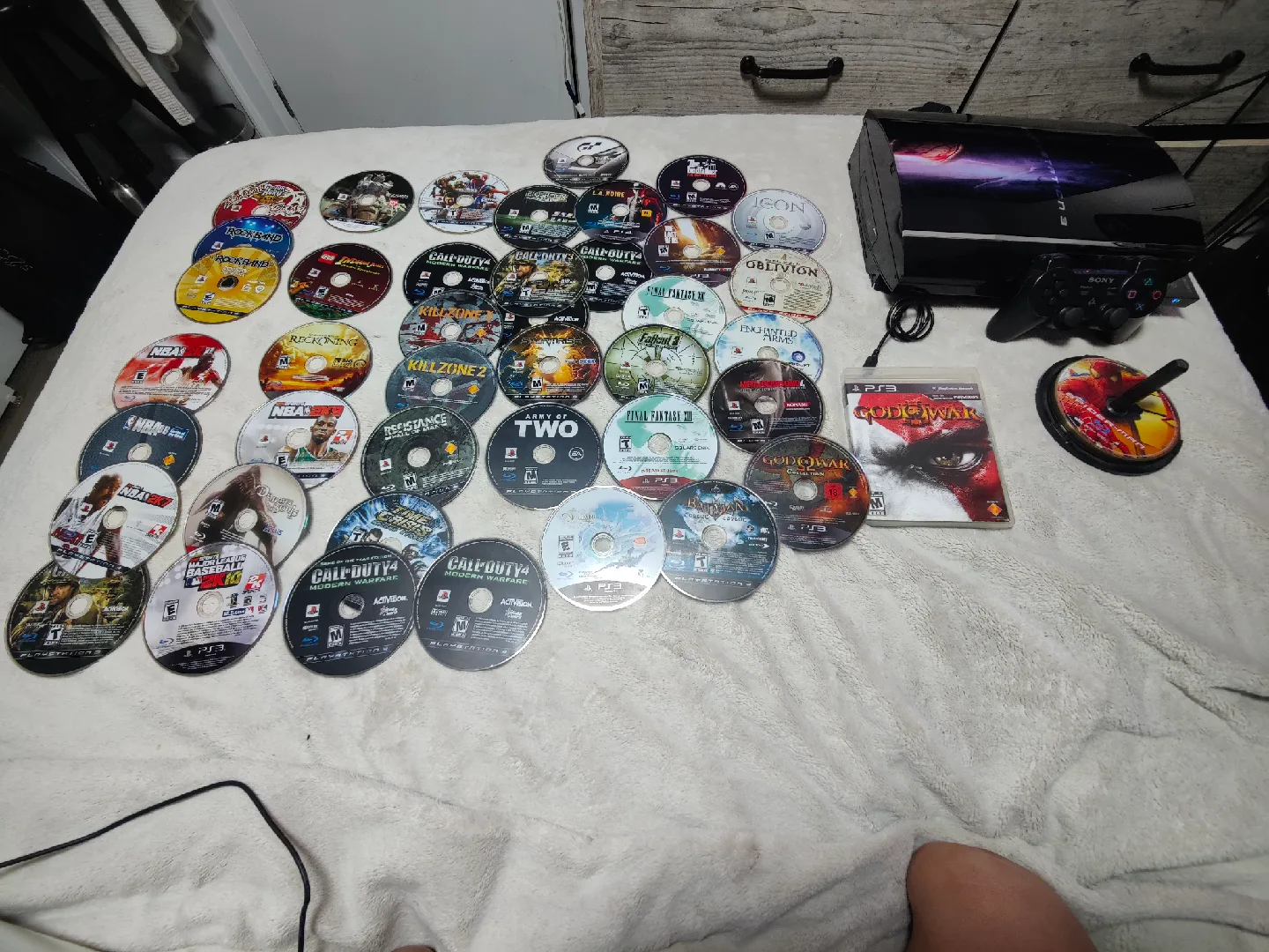 PlayStation 3 (PS3) Console with Games image indicator(4)