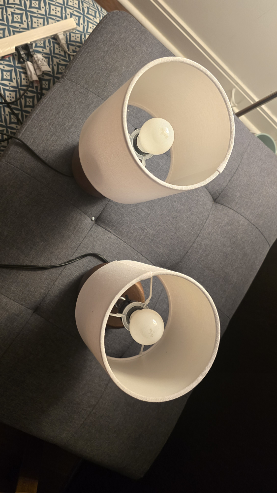 Pair of Small Wooden Table Lamps - photo 4