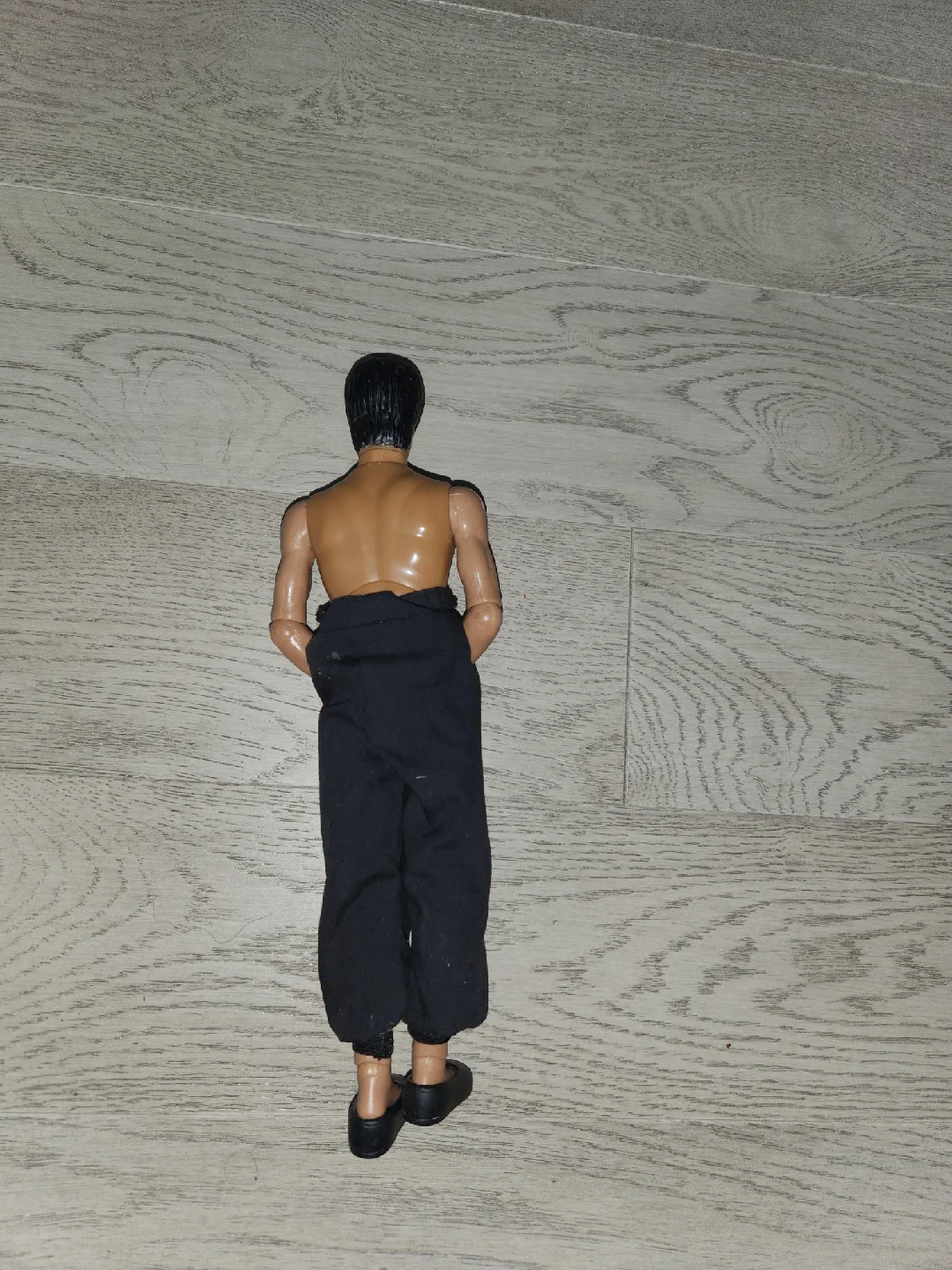 Bruce Lee Action Figure image indicator(2)