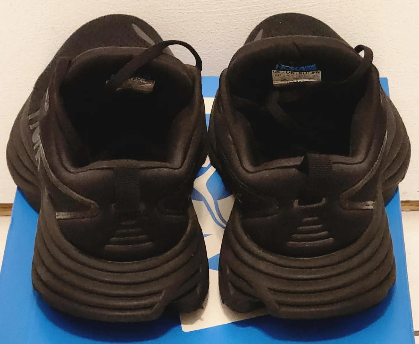 Hoka Bondi 8 Running Shoes - Black image indicator(4)