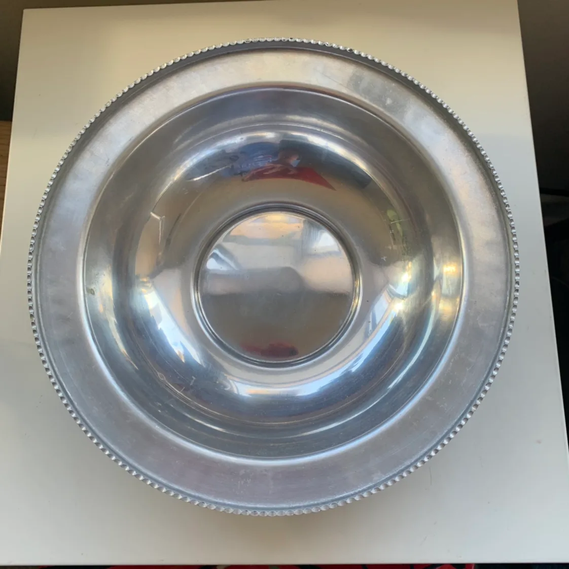 Vintage bowl with lid image indicator(5)