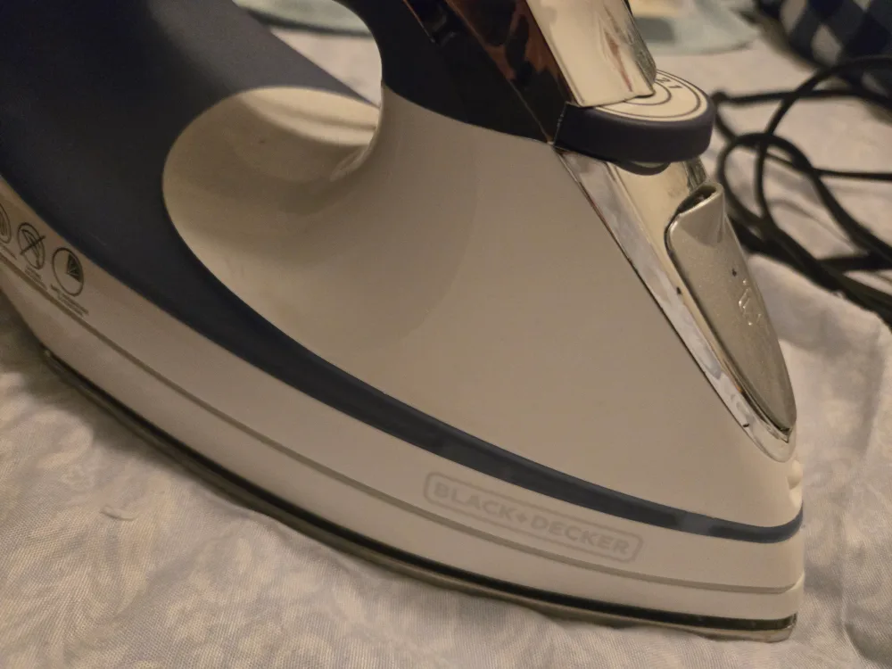 Black+Decker Iron image indicator(2)