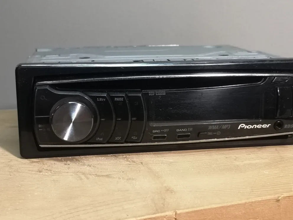 🎶 USB Car Stereo Deck ~ Pioneer DEH-6300UB image indicator(3)