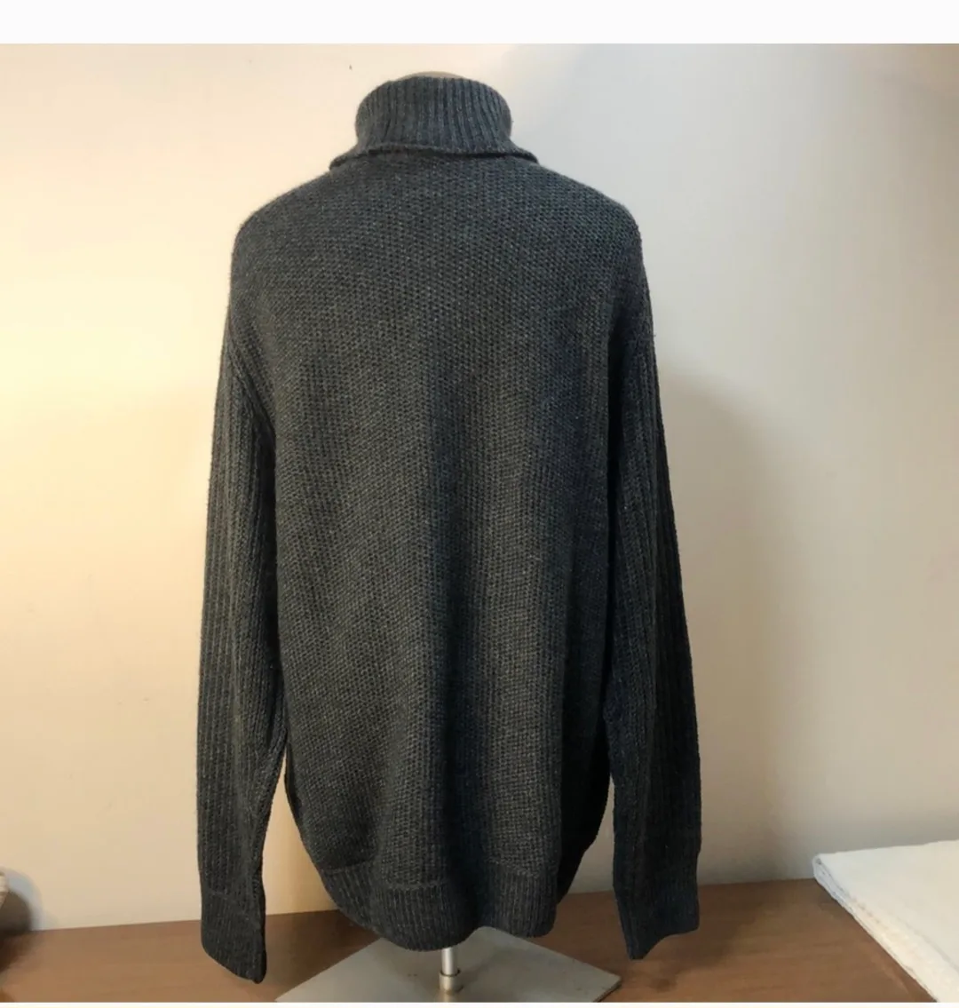 ladies  dark Grey sweater image indicator(3)