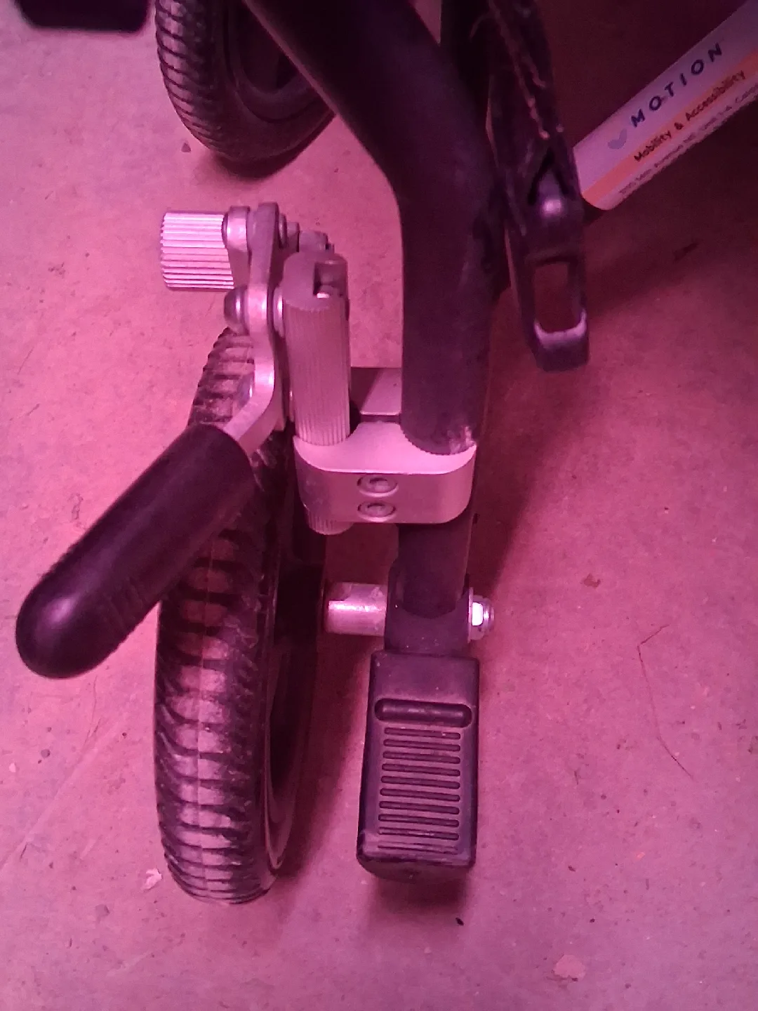 Airgo Comfort-Plus Transport Wheelchair image indicator(4)