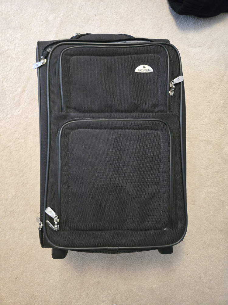 Samsonite Black Carry-On Suitcase - photo 4