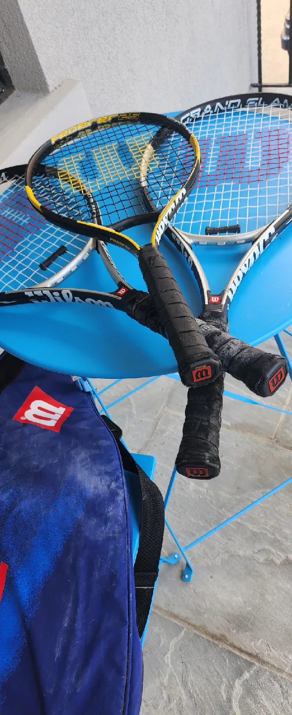 Wilson Tennis Racquets & Bag image indicator(4)