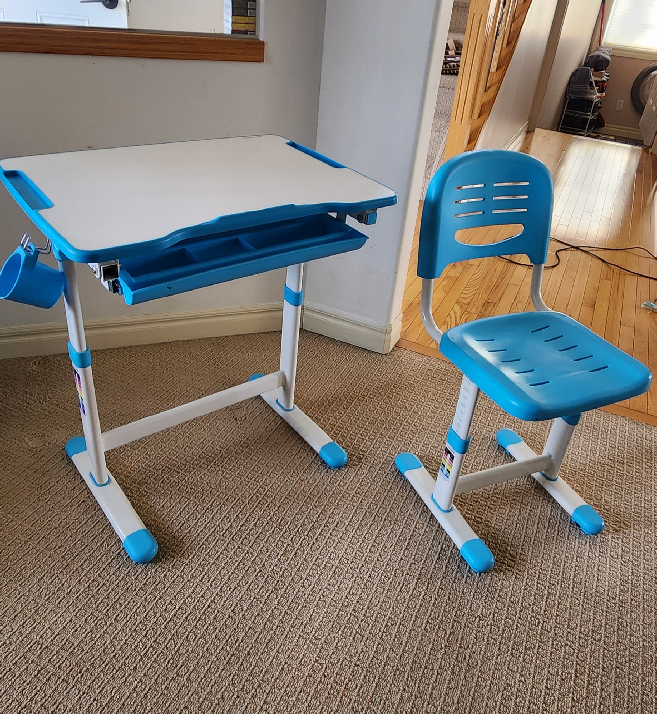 Kids Desk and Chair Set - Blue & White