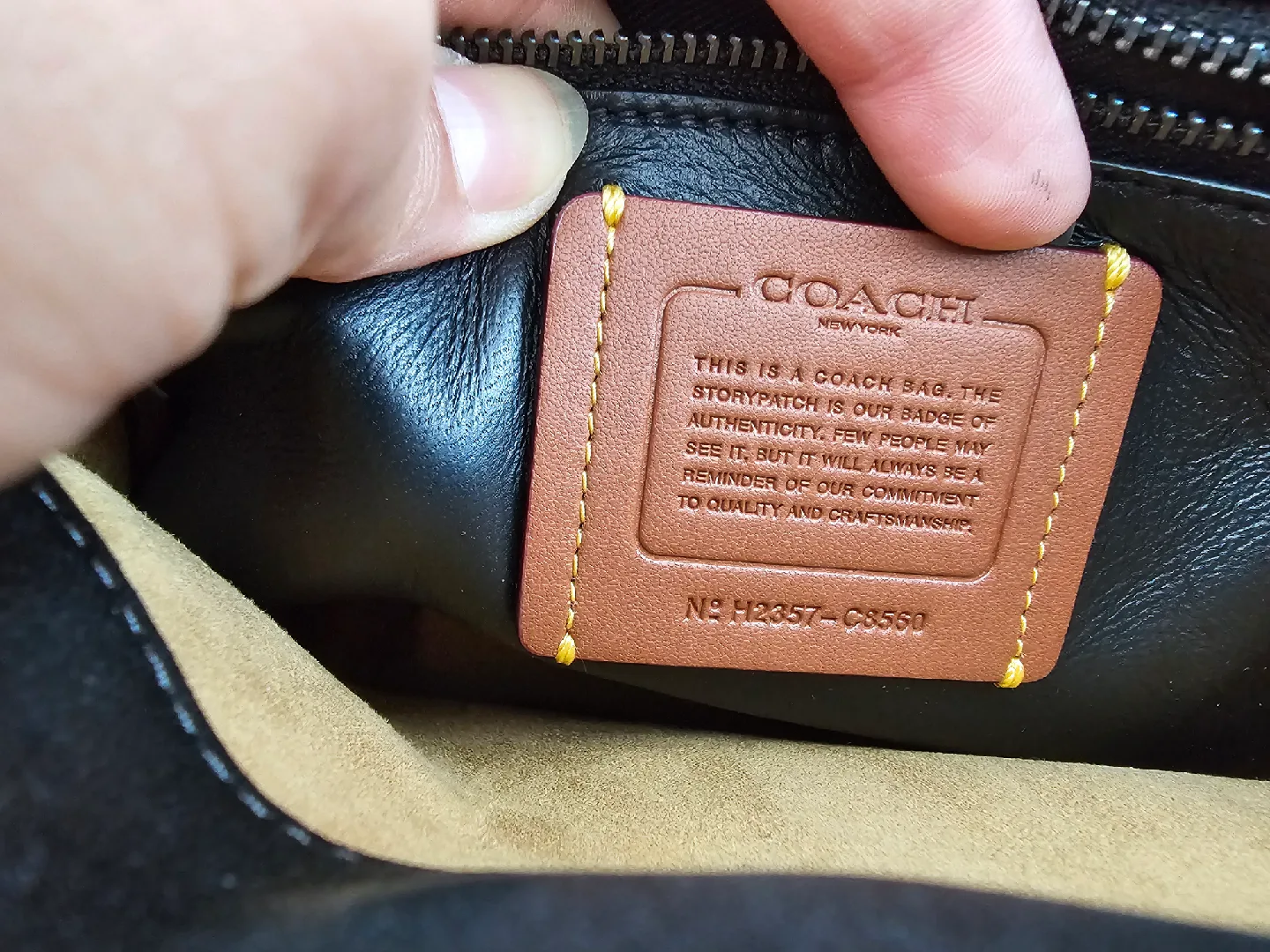 Authentic Coach Pillow Madison Bag image indicator(6)