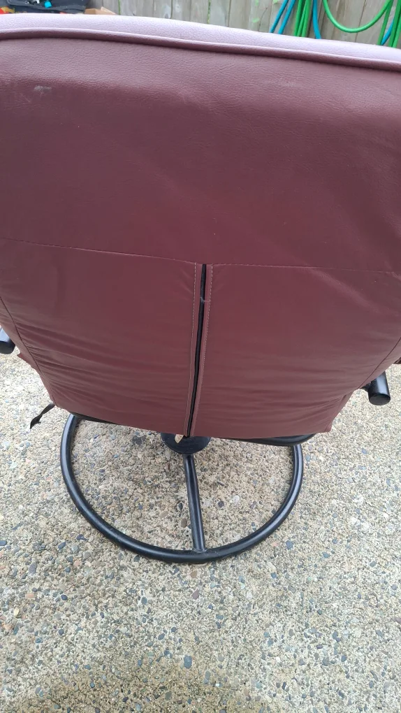 Burgundy Leather Executive Office Chair image indicator(4)