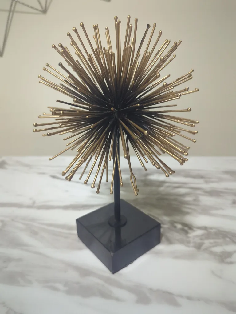 Starburst Sculpture - Gold Accent Decor image indicator(2)