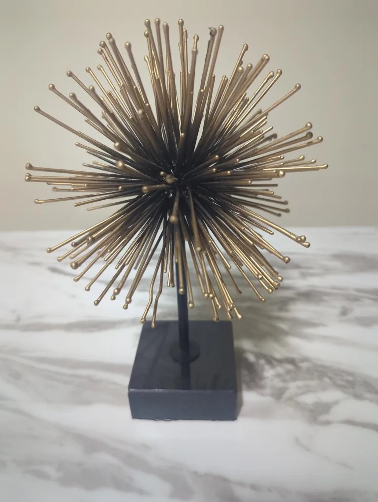 Starburst Sculpture - Gold Accent Decor image indicator(3)
