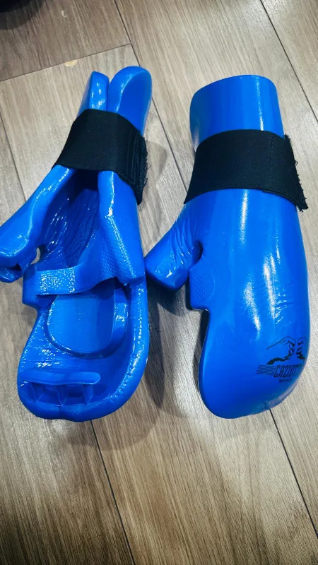 Cazzotto Inc. Karate Sparring Gear Set - Blue image indicator(2)