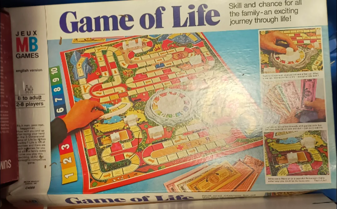 Game of Life by MB Games thumbnail