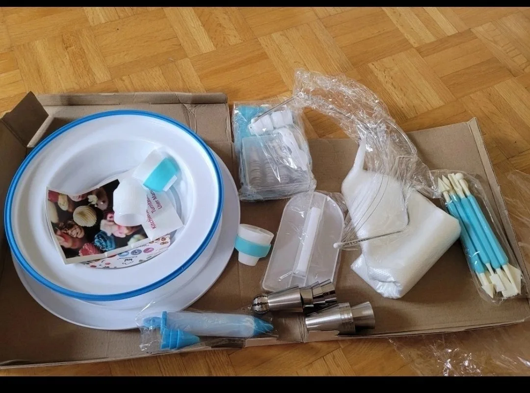 🥕 Cake Decorating Turntable Kit image indicator(3)