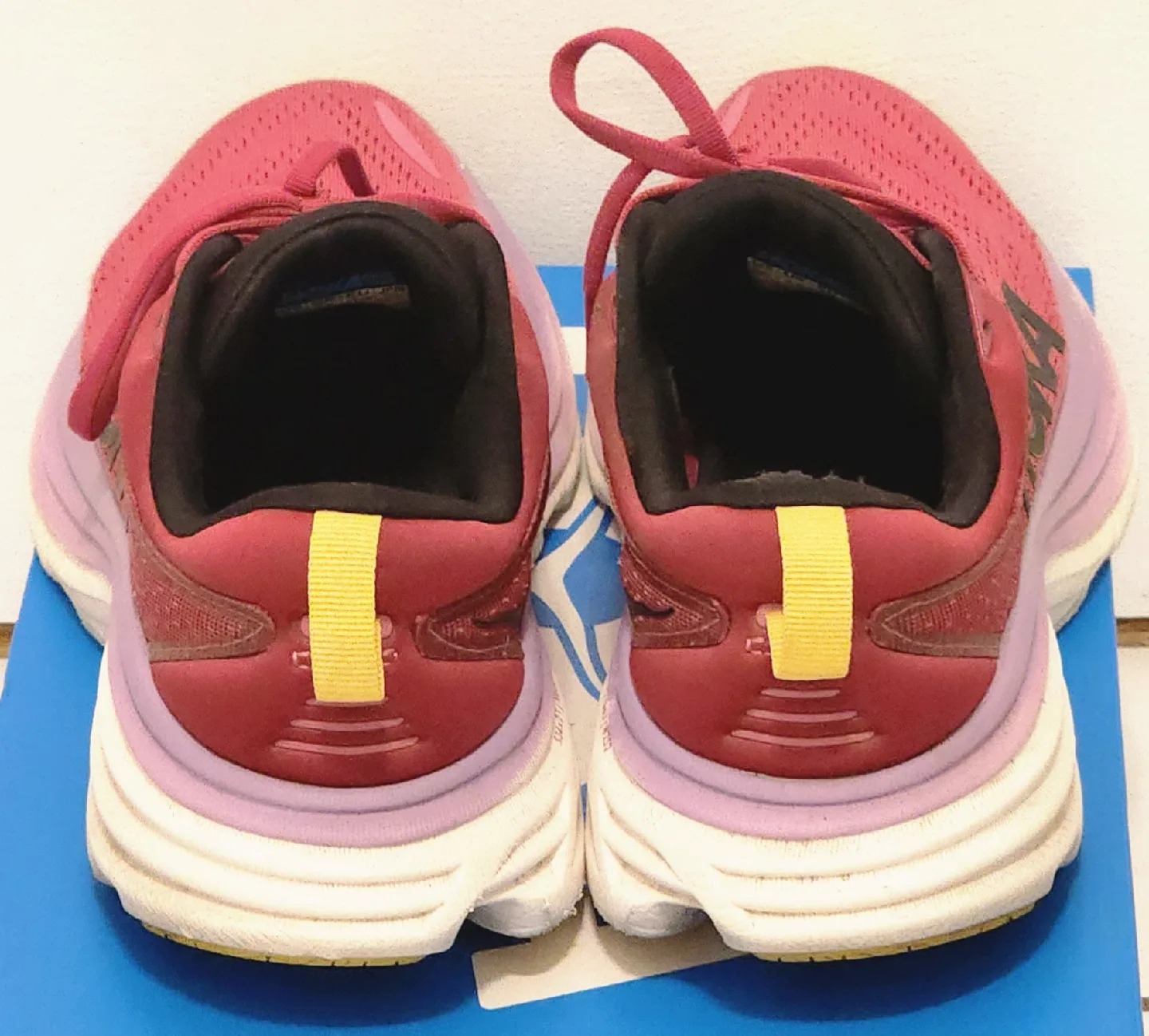 Hoka Bondi 8 Running Shoes - Pink image indicator(4)