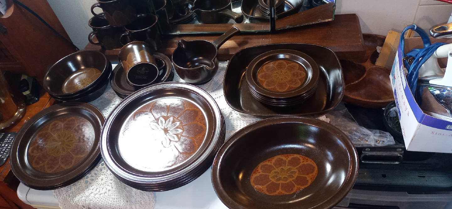 Royal Daulton stoneware Dish Set
