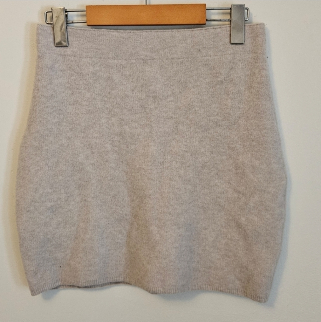 ARITZIA Babaton Wool Blend Mini Skirt - Size M - photo 2