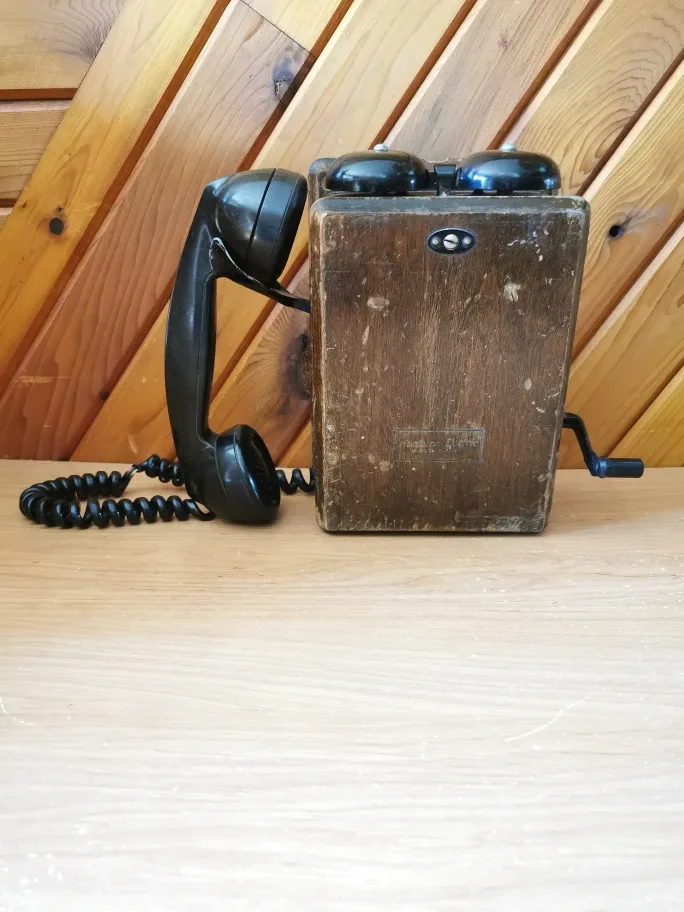 Antique Northern Electric Wall Box Telephone thumbnail