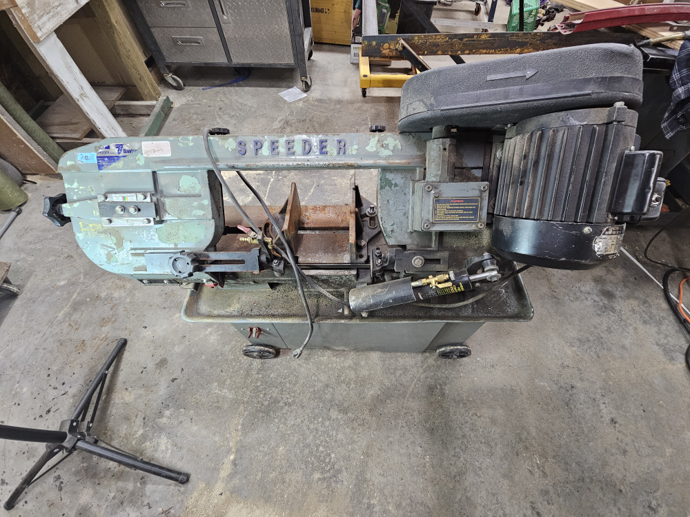 Speeder Band Saw