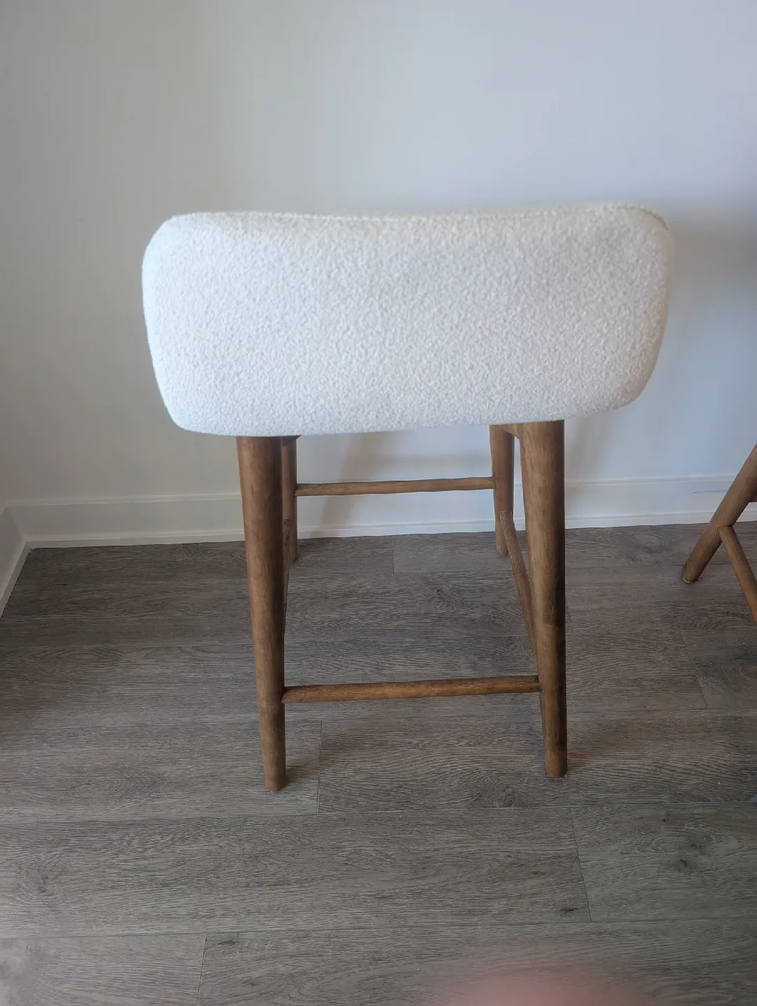 Set of 3 White Boucle Bouclair Bar Stools image indicator(5)