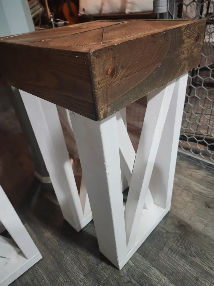 Rustic/Farmhouse Bar Stools image indicator(2)