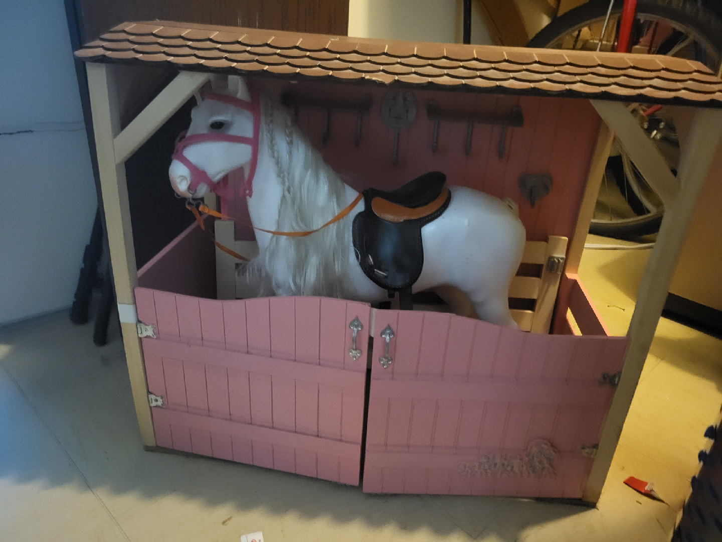Our Generation Horse with Stable