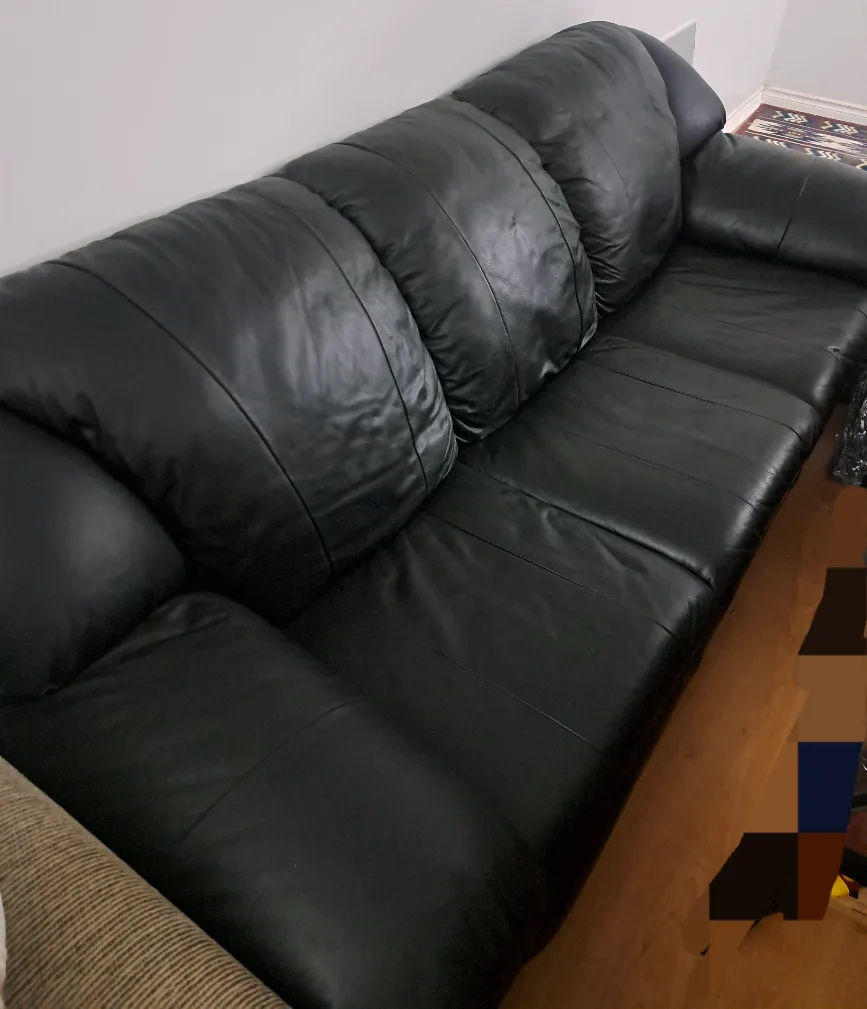 Black Leather Sofa thumbnail