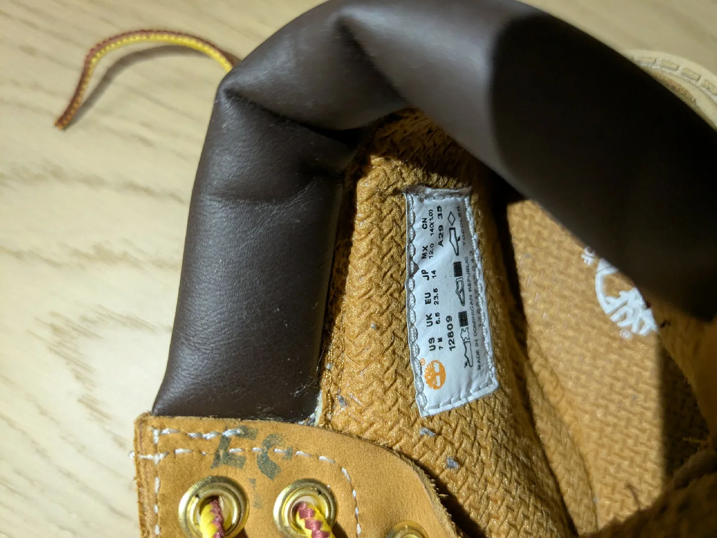 Timberland boots - Size 7M US image indicator(2)