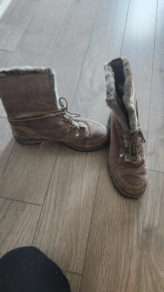 Brown Suede & Fur Winter Boots thumbnail