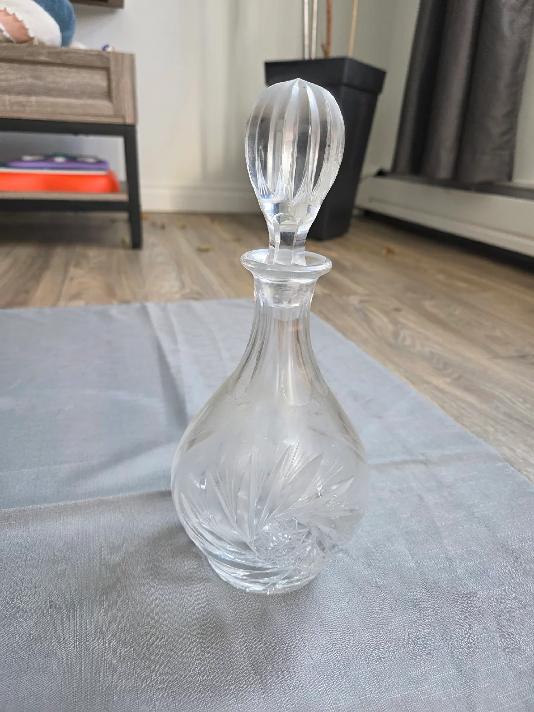 Crystal Decanter with Stopper thumbnail