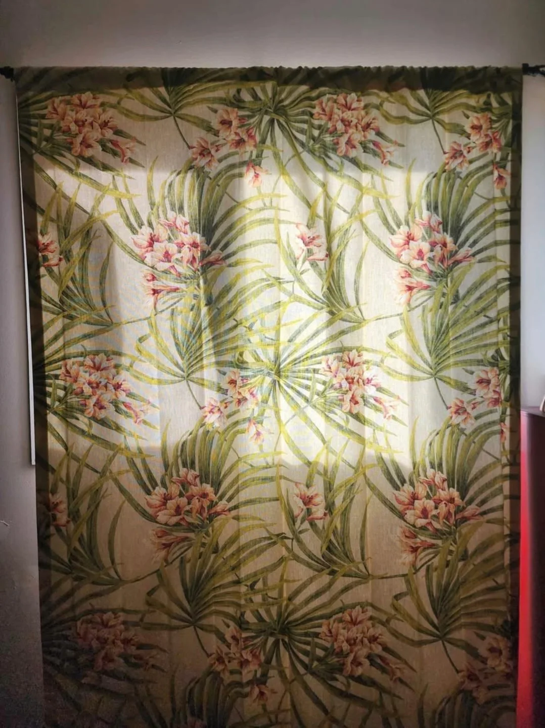 Floral Print Curtain/Drapery image indicator(3)